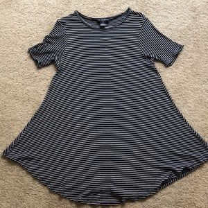 Black and white t-shirt dress!